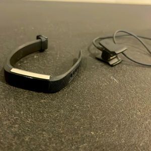Fitbit Alta - excellent condition